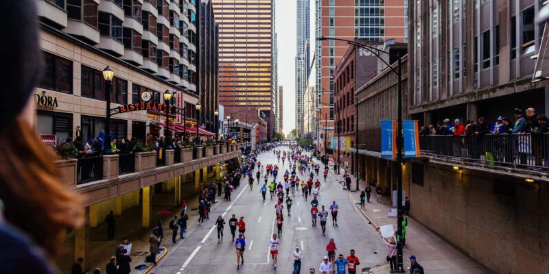 Staggered Effort Laura Tucker Daily Letter - Photo of Chicago Marathon 2019